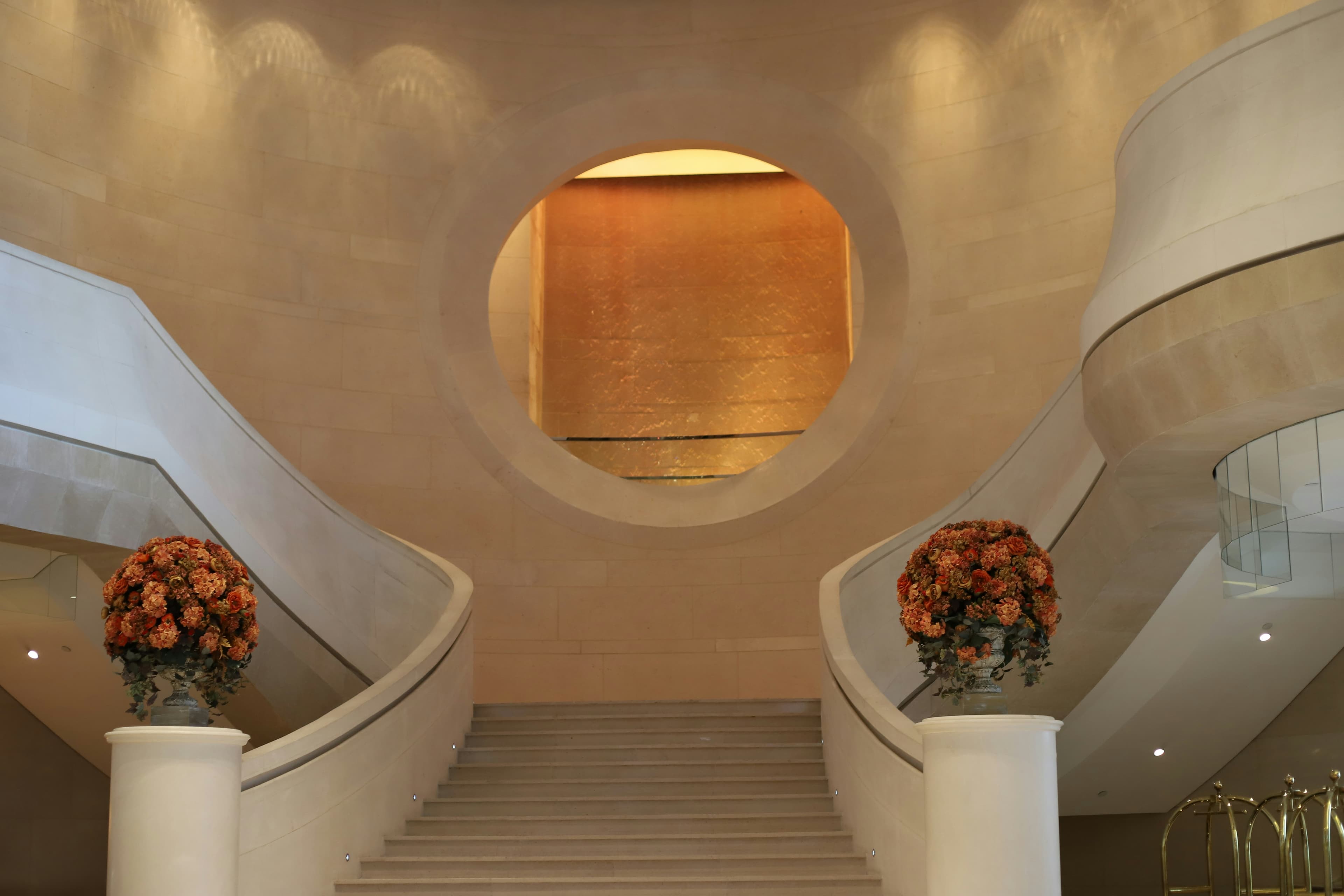 Elegant and welcoming boutique hotel lobby design